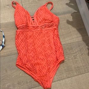 A Pea in the Pod Maternity Suit